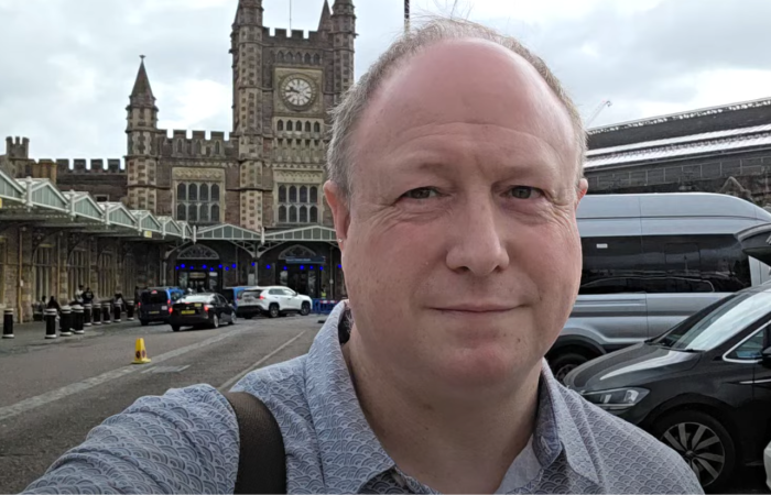 Auracast trial at Bristol Temple Meads and shows bright future of accessible rail travel Phil Creighton at Bristol Temple Meads station