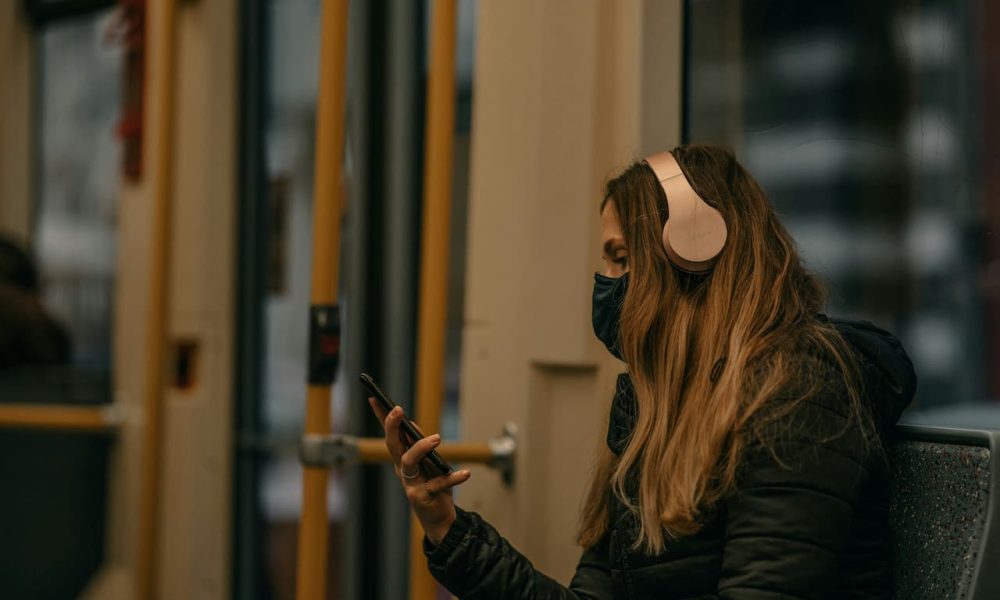 TfL’s #TravelKind … Awesome Auracast can make journeys enjoyable for all Transport for London (TfL) has launched a campaign to get people to listen to music on trains via headphones